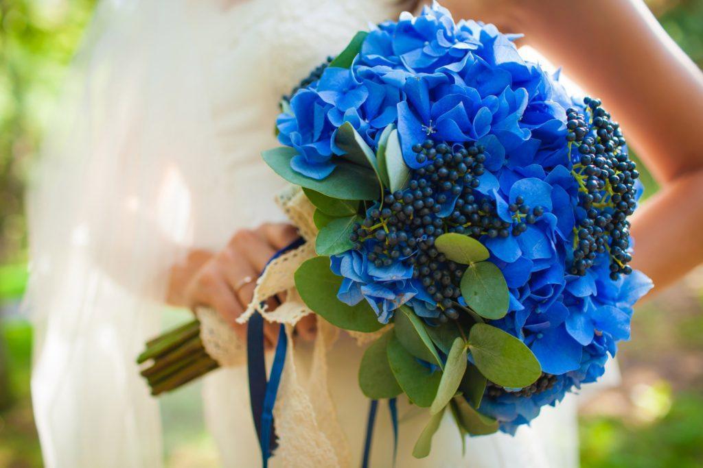 something blue blue wedding bouquet blue flowers